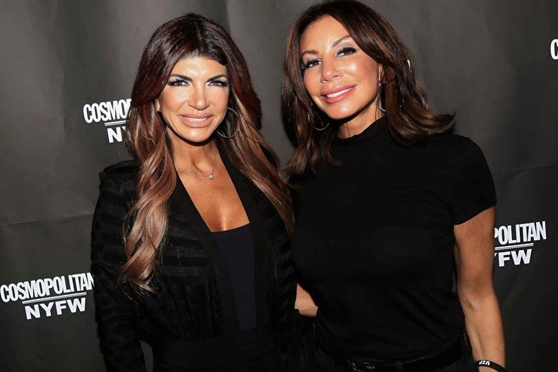 Teresa Giudice asks psychic to predict her future on RHONJ and gets a warning about Jackie Goldschneider