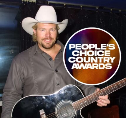 The late "country icon" Toby Keith was not honored at the 2024 People's Choice Country Awards.