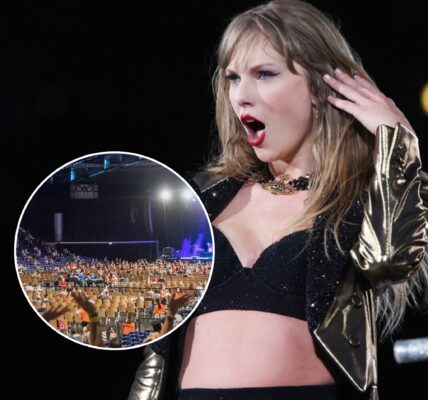 Taylor Swift's Manager Says that “We’re Not Getting Any Ticket Sales After The Endorsement Backlash”